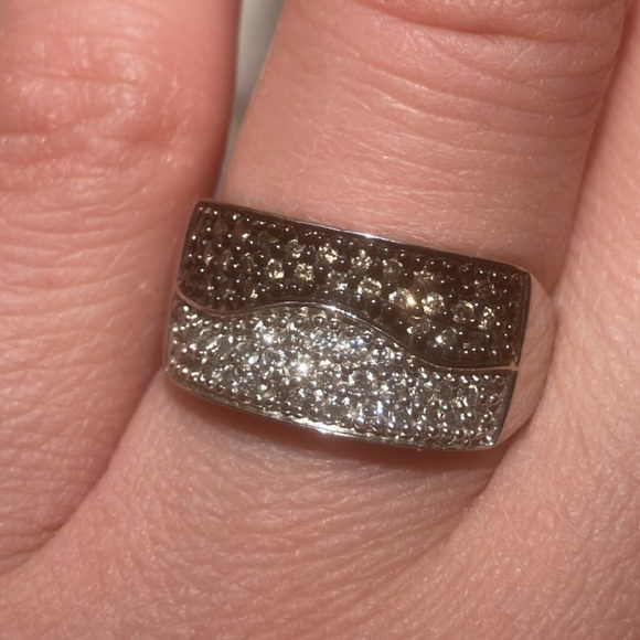 Unique ring lot - Picture 5 of 5